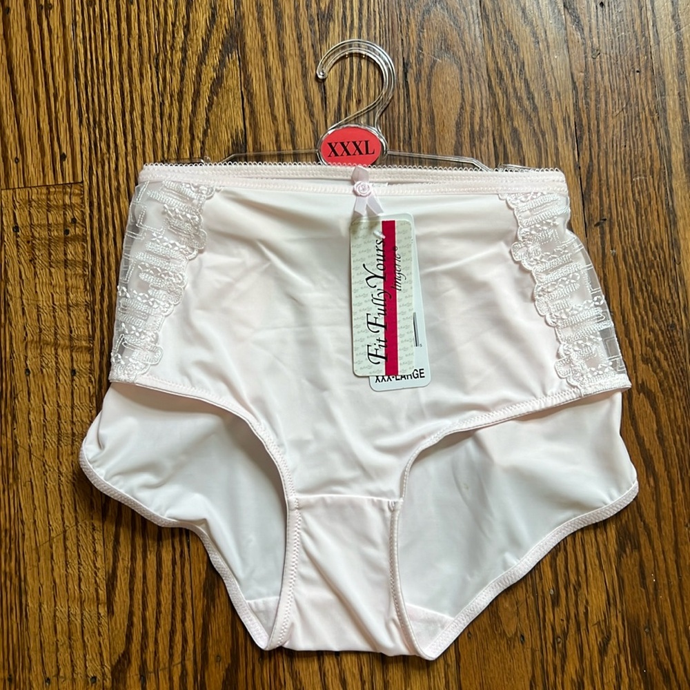 Plus size pink Boyshort panty